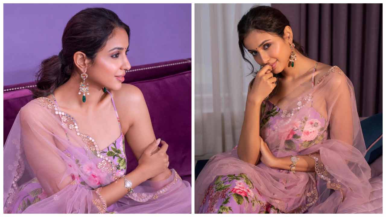 Riya Suman | ఓర‌ చూపుల‌తో మాయ చేస్తున్న రియా సుమ‌న్..