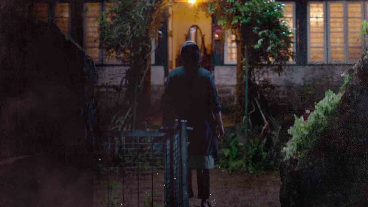 Sabari | శబరి ప్రపంచంలోకి.. వరలక్ష్మి శరత్‌కుమార్‌ కొత్త లుక్‌తో అప్‌డేట్‌