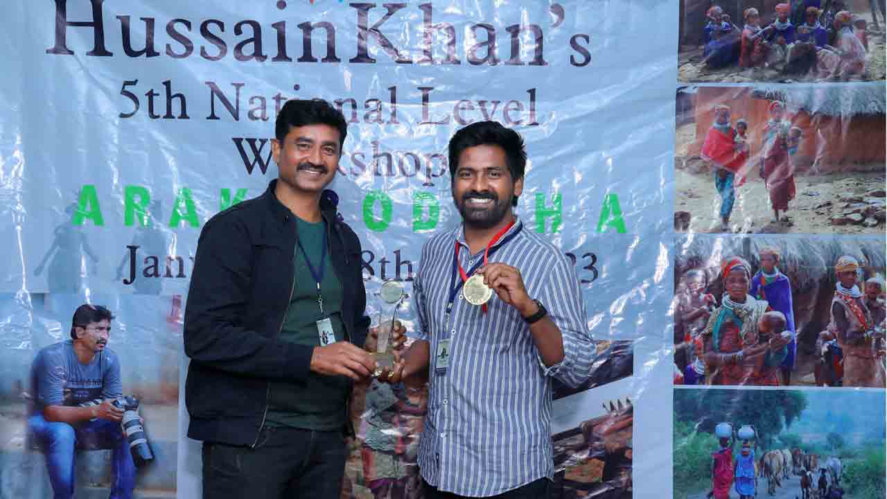 Photography | ఖ‌మ్మం ఫొటోగ్రాఫ‌ర్ శాండీకి గోల్డ్‌మెడ‌ల్‌