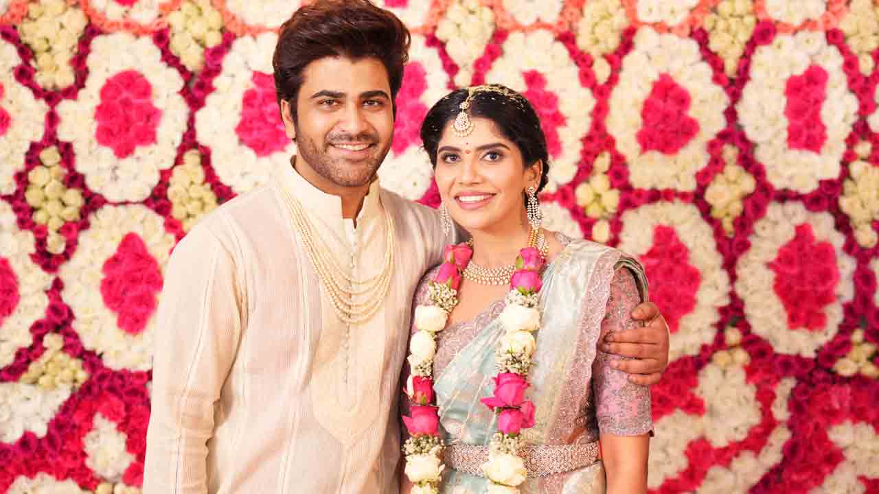 ఘనంగా హీరో శర్వానంద్ నిశ్చితార్థం..