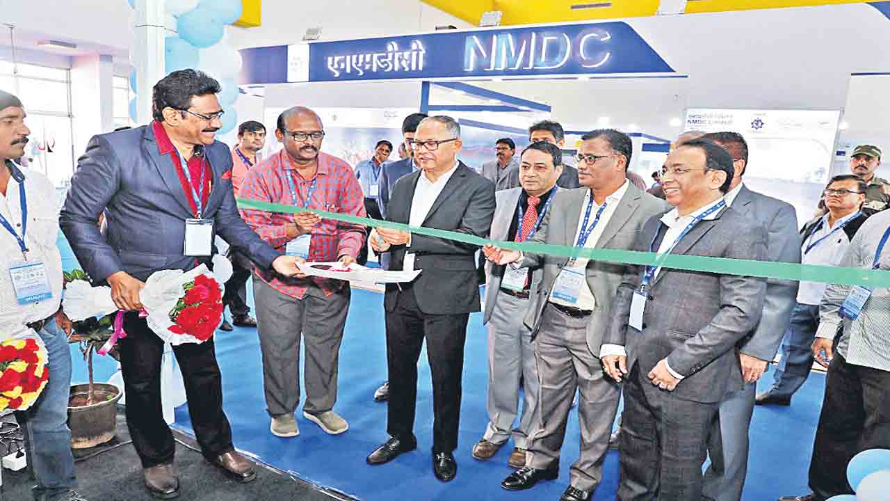 కాలుష్యరహిత భారత్‌ను నిర్మిద్దాం