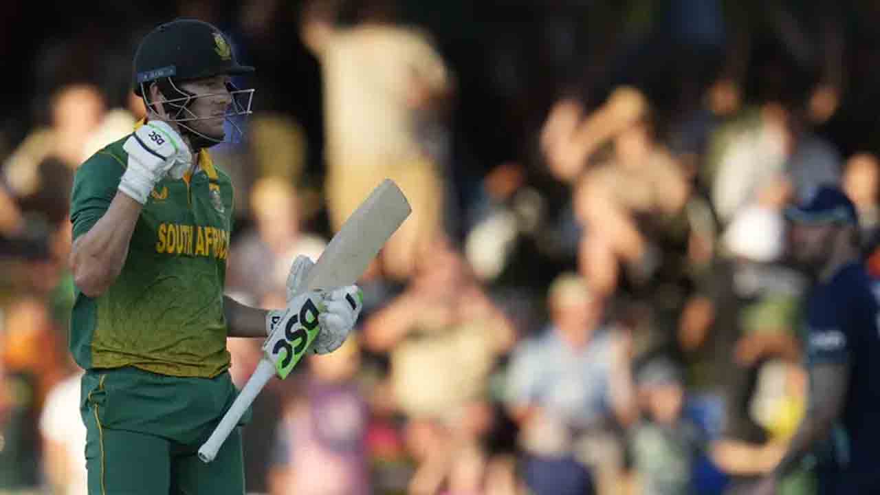 బవుమా సూపర్‌ సెంచరీ