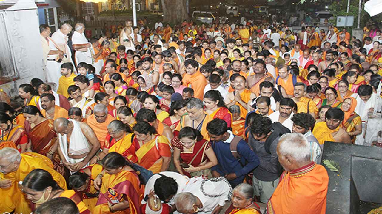 TTD news | తిరుమలలో వైభవంగా శ్రీవారి త్రైమాసిక మెట్లోత్సవం