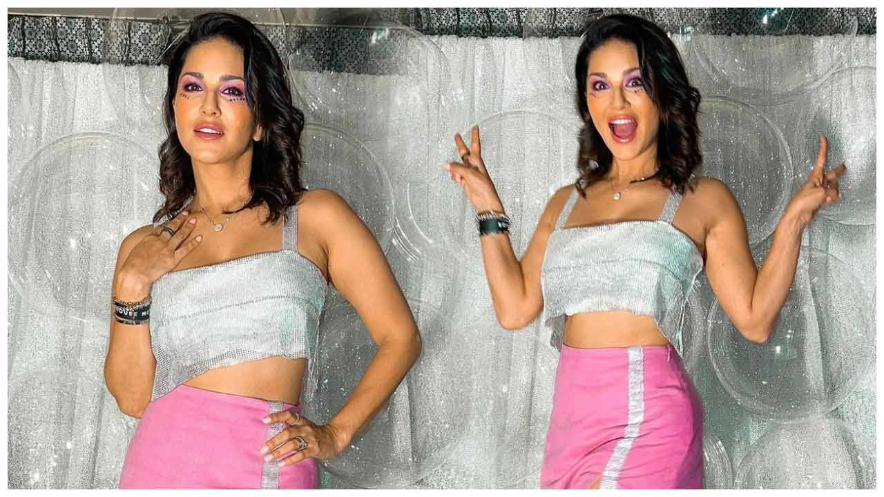 Sunny Leone | మినీ స్క‌ర్ట్స్‌లో సన్నీలియోన్ చిలిపి పోజులు..