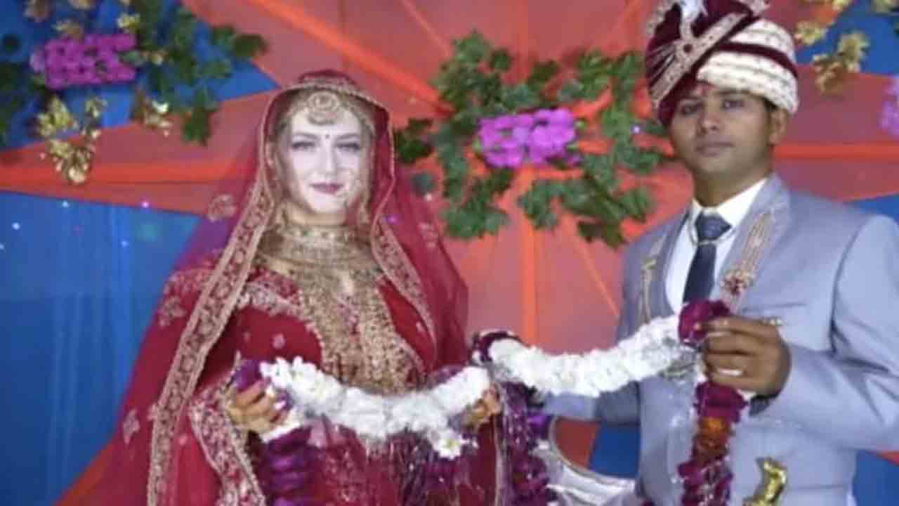 భారత్‌కు వచ్చి.. ఫేస్‌బుక్‌ ఫ్రెండ్‌ను పెళ్లాడిన స్విడన్‌ మహిళ