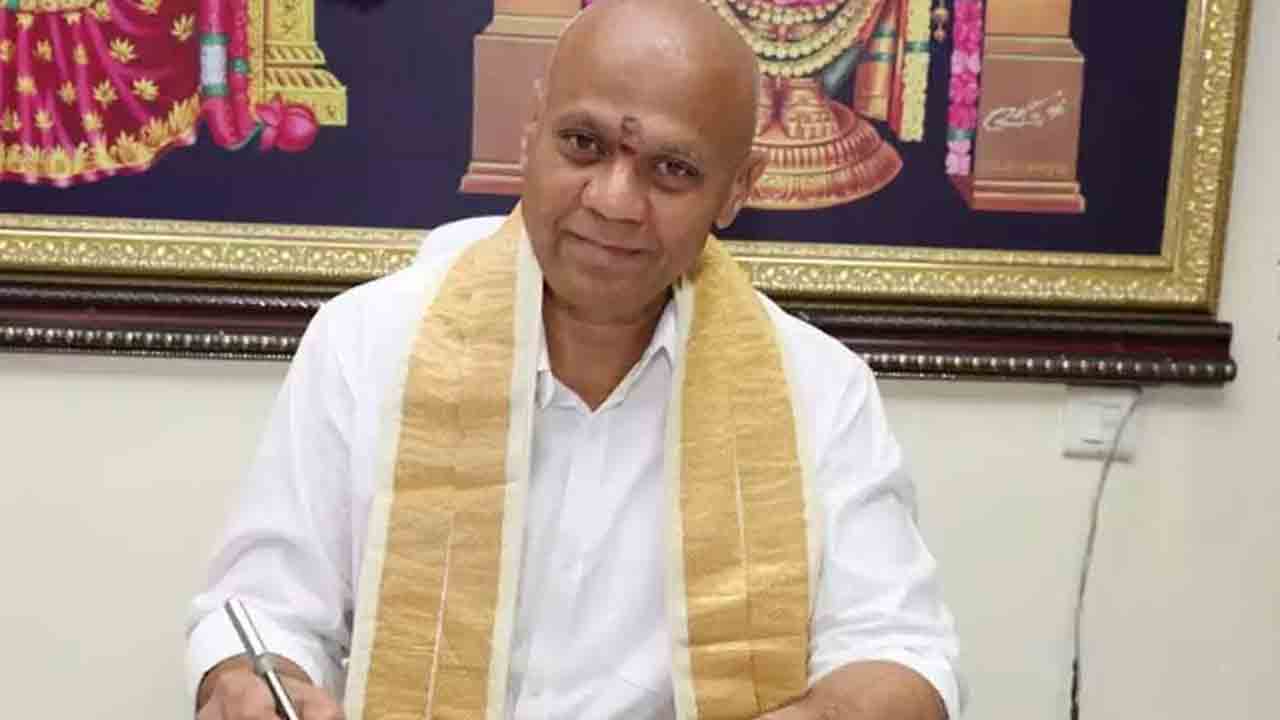 వైకుంఠ ఏకాదశి సందర్భంగా పది రోజుల హుండీ ఆదాయం రూ. 39.40 కోట్లు : టీటీడీ ఈవో