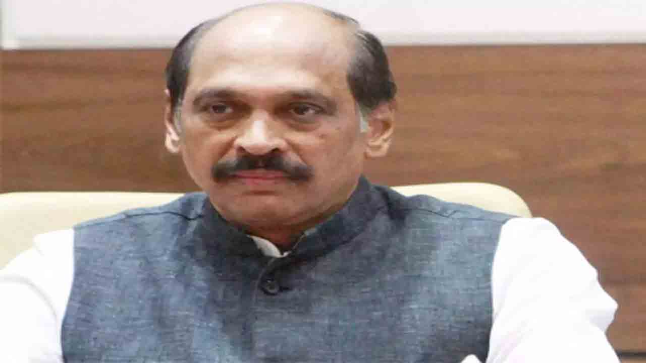 రేవంత్‌రెడ్డే మా సమస్య.. కొత్త ఇన్‌చార్జికి సీనియర్ల ఫిర్యాదులు