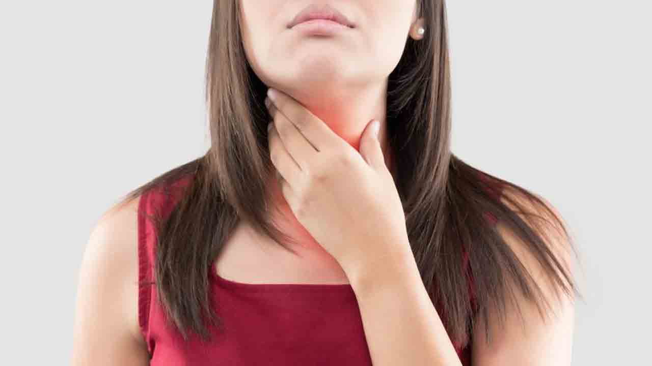 చలికాలం గొంతు సమస్య బాధిస్తోందా.. ఈ చిట్కాతో చిటికెలో ఉపశమనం