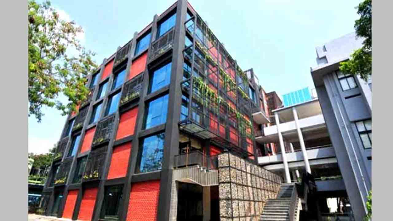 టీ హబ్‌లో స్టార్టప్‌లకు ప్రోత్సాహం