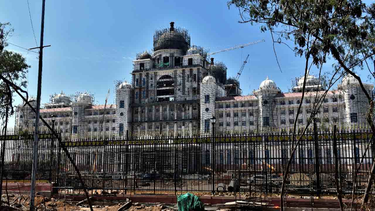 తెలంగాణ సచివాలయం ప్రారంభోత్సవానికి ముహూర్తం ఖరారు