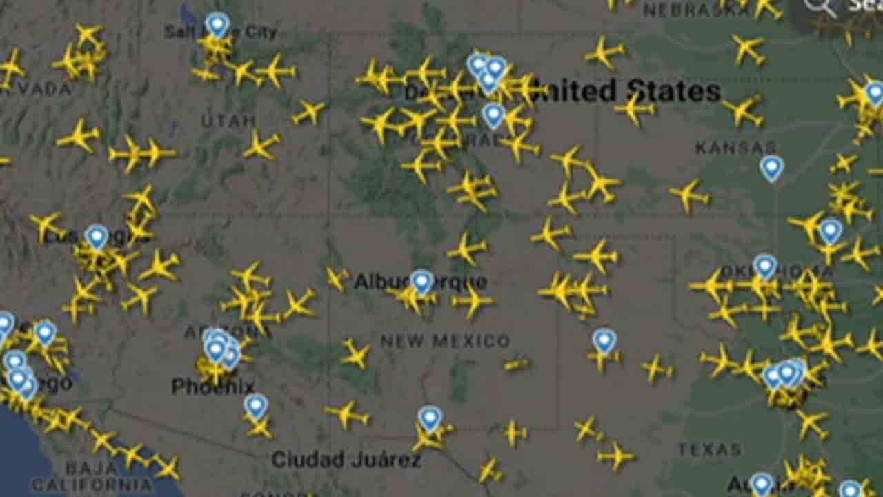 అమెరికాలో పూర్తిగా నిలిచిపోయిన విమాన సర్వీసులు.. కారణమిదే