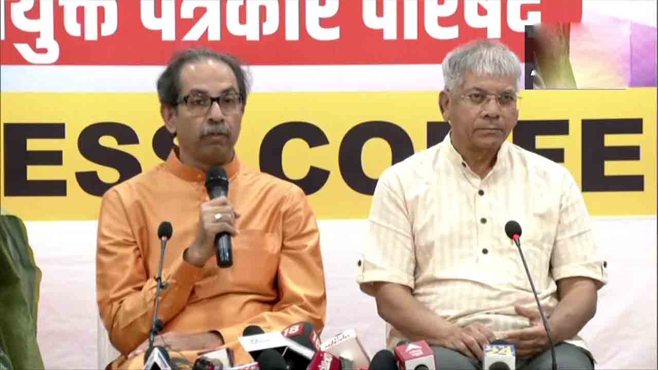 మీరు చేస్తే రైటు, మేం చేస్తే హిందూత్వ వ్యతిరేకమా.. ఆరెస్సెస్‌, బీజేపీలపై ఉద్ధవ్‌ థాకరే ఆగ్రహం