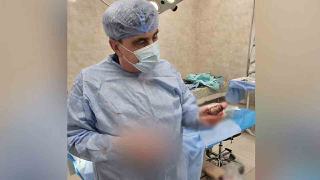 సైనికుడి ఛాతిలో లైవ్‌ గ్రెనేడ్‌.. డేరింగ్‌ సర్జరీ ద్వారా తొలగించిన డాక్టర్‌