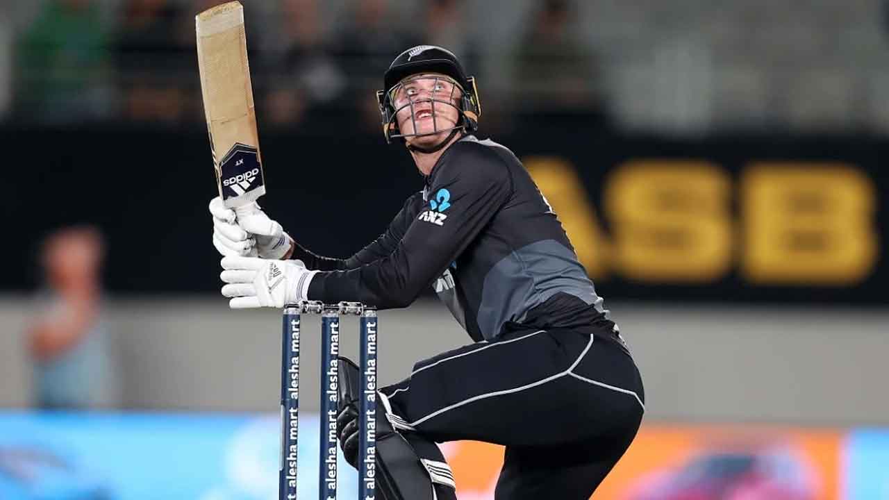 IND vs NZ | ఫిన్ అలెన్ అవుట్.. రెండు వికెట్లు కోల్పోయిన న్యూజిలాండ్