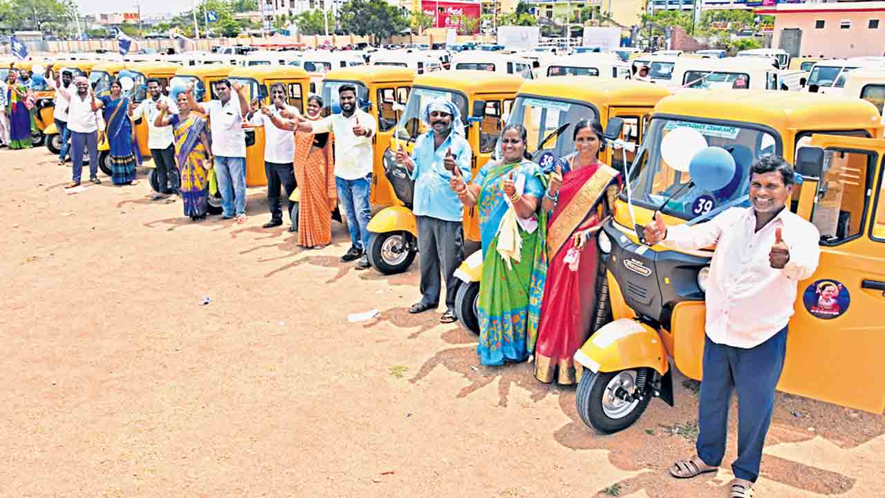 ఏటికేడు ప్రగతి పరుగులు