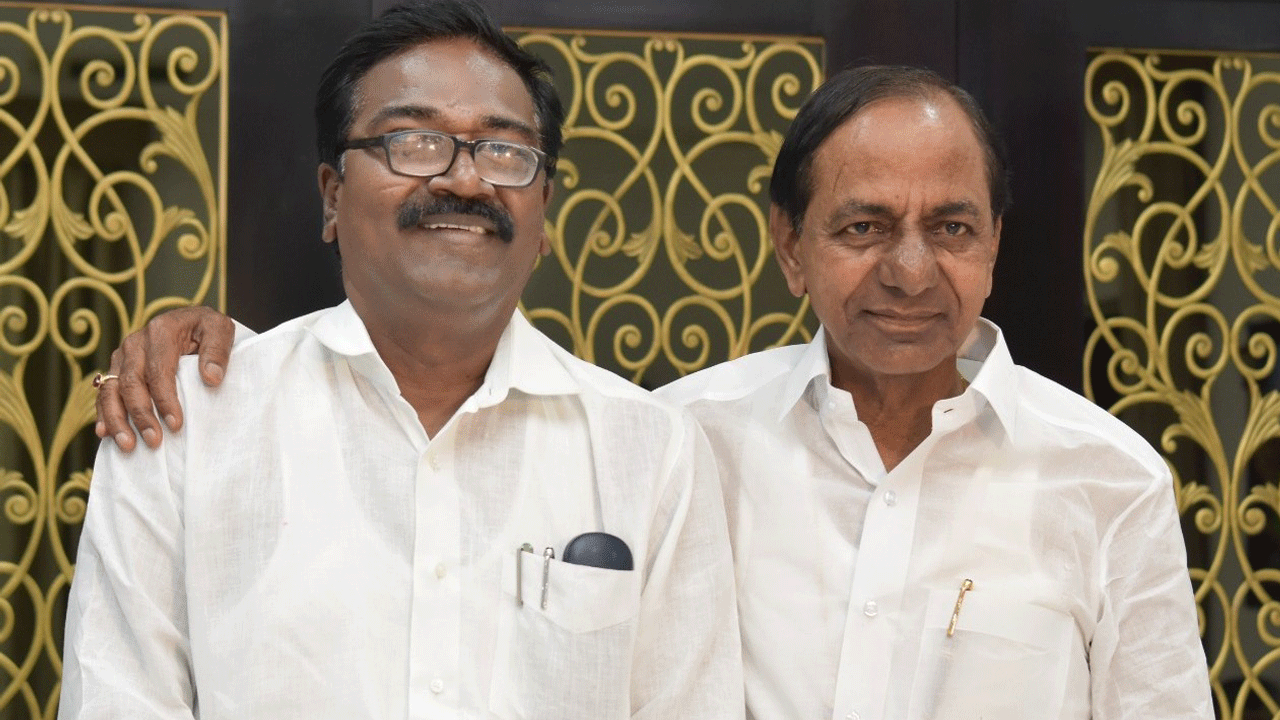 ఖమ్మం సభ చరిత్రాత్మకం కావాలి