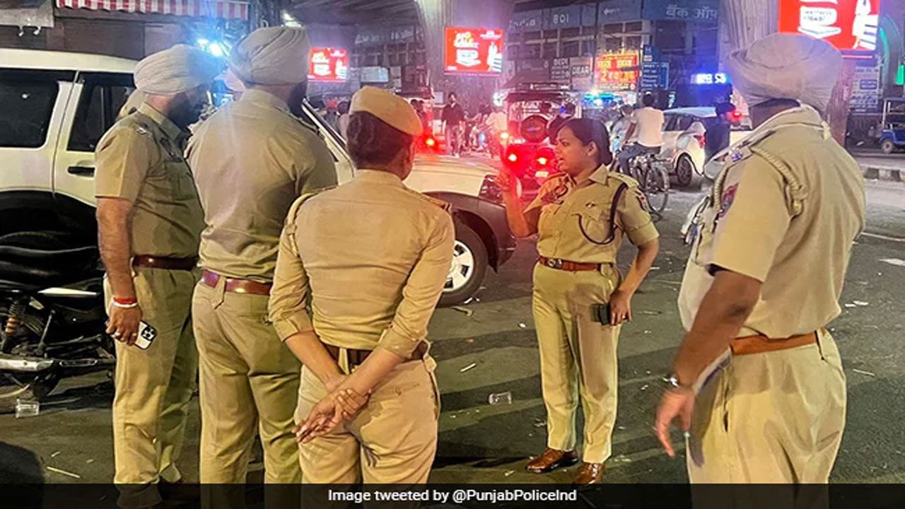 భార్య‌ను మ‌ర్డ‌ర్ చేసిన ఆర్మీ లెఫ్టినెంట్ క‌ల్న‌ల్‌