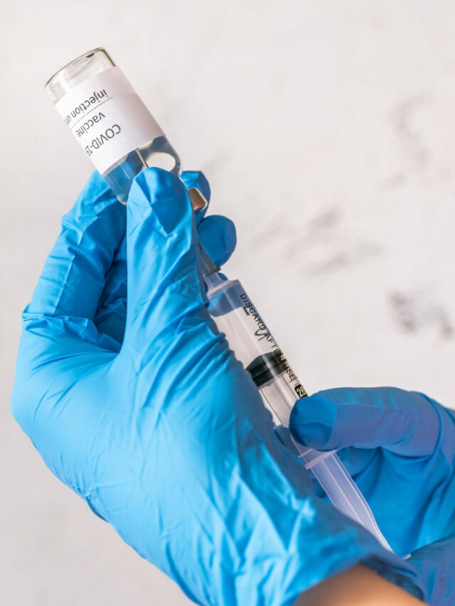 కరోనా వ్యాక్సిన్‌తో సైడ్‌ ఎఫెక్ట్స్‌ నిజమే!