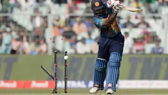 IND vs SL | ధ‌నంజ‌య డిసిల్వా డ‌కౌట్‌.. మూడు వికెట్లు కోల్పోయిన శ్రీ‌లంక‌.. స్కోర్ ఎంతంటే..?