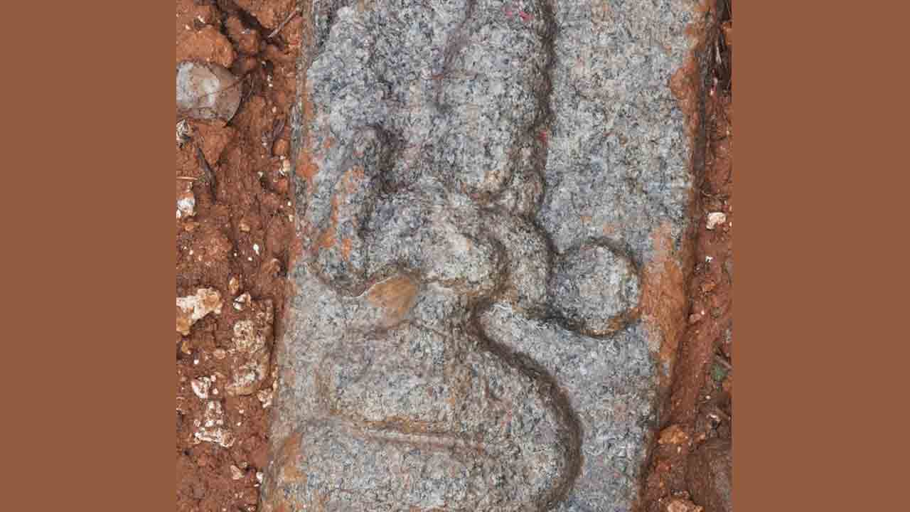 హాలియాలో బయల్పడిన పురాతన విగ్రహం