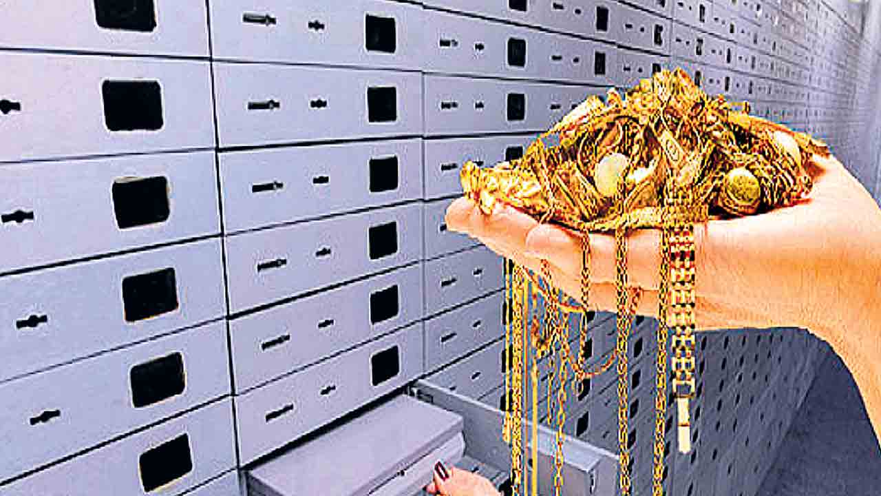 బ్యాంక్‌ లాకర్‌ హోల్డర్లకు ఊరట