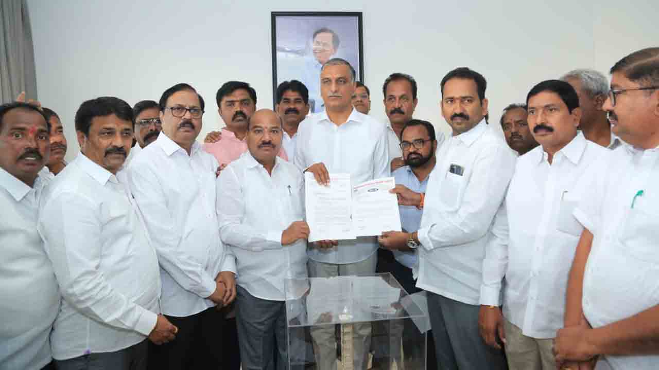 ఈహెచ్ఎస్ అమ‌లుకు మంత్రి హరీశ్‌రావుతో చర్చించాం: టీఎన్జీవో అధ్యక్షుడు