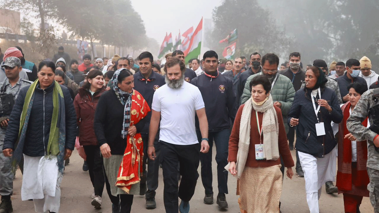 Rahul Gandhi : జోడో యాత్ర‌లో మ‌హిళా జోష్..!
