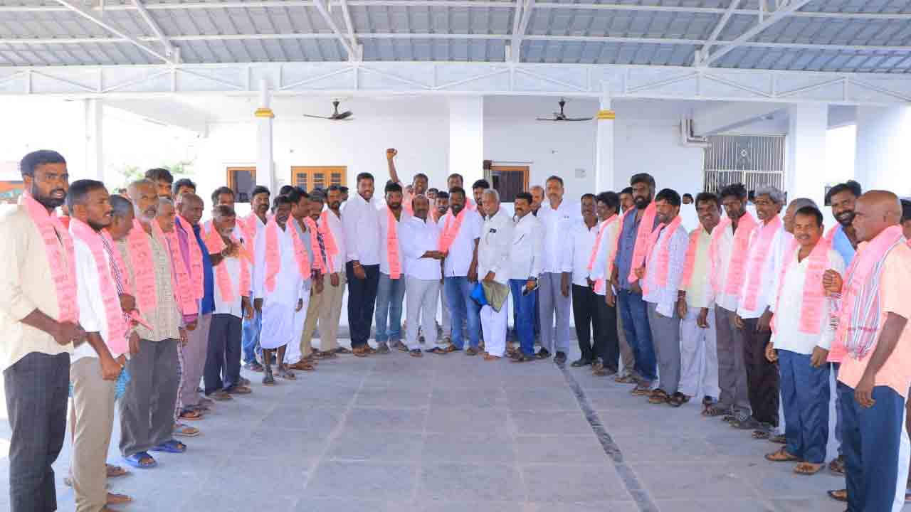 నల్లగొండ జిల్లా నకిరేకల్‌ బీఆర్‌ఎస్‌లో చేరికలు