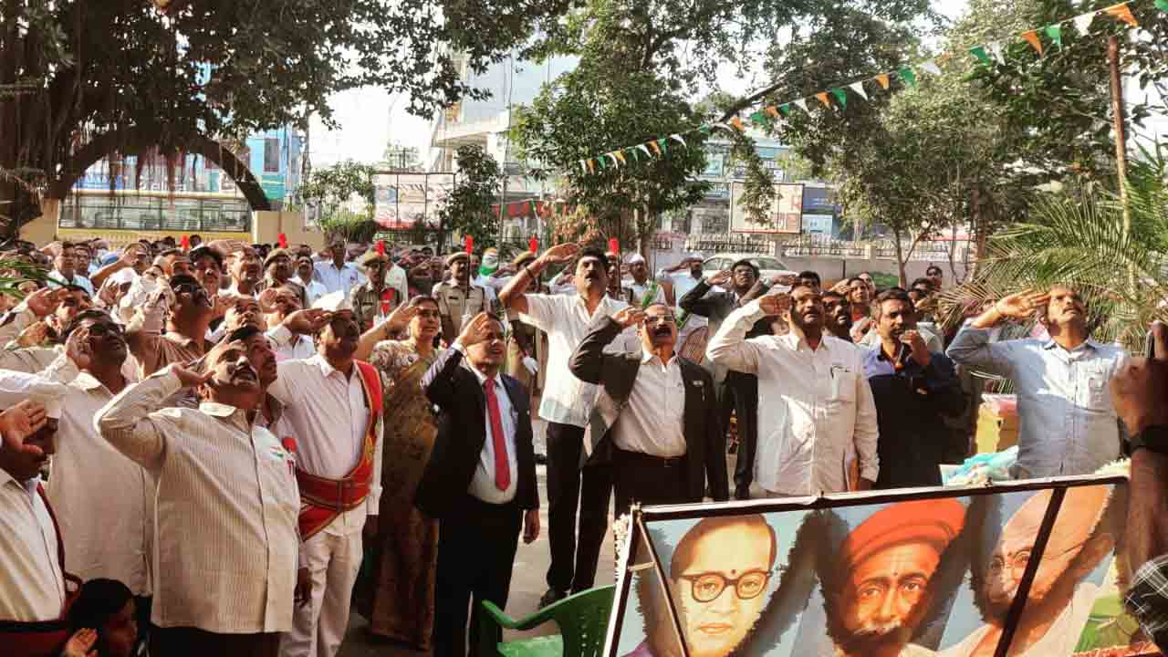 ఘనంగా జెండా పండుగ