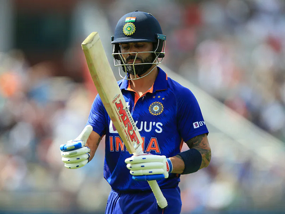 IND vs SL | వ‌న్డేల్లో 65వ‌ హాఫ్ సెంచ‌రీ చేసిన విరాట్ కోహ్లీ.. భారీ స్కోర్ దిశ‌గా భార‌త్‌