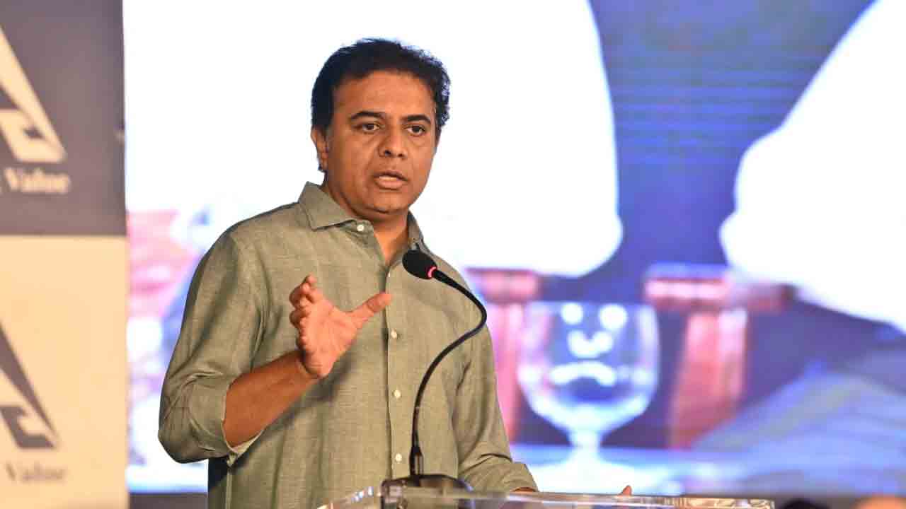 KTR: హిండెన్‌బ‌ర్గ్‌పై ఈడీ దాడులు చేయిస్తారా?: మంత్రి కేటీఆర్‌