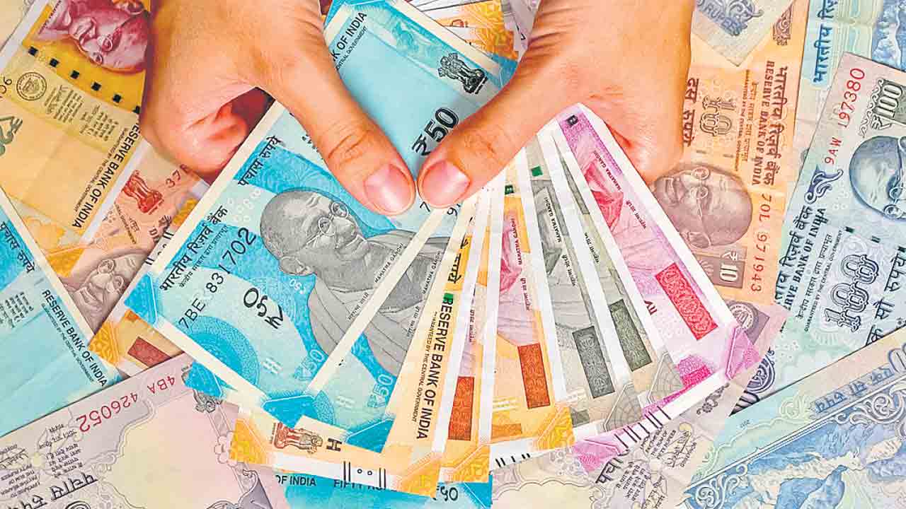 జీవన వ్యయమే అతి పెద్ద ముప్పు