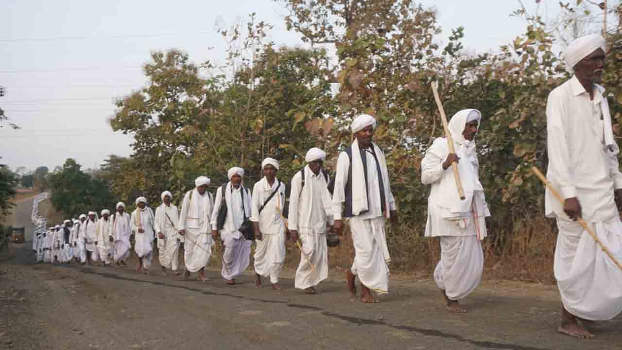 నాగోబా జాతరలో ప్రధానఘట్టం ప్రారంభం.. గంగాజలానికి తరిలిన మెస్రం వంశస్తులు