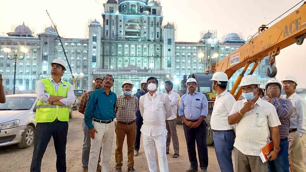 తుది ద‌శ‌కు స‌చివాల‌యం ప‌నులు.. 4 గంట‌ల పాటు ప‌రిశీలించిన మంత్రి ప్ర‌శాంత్ రెడ్డి