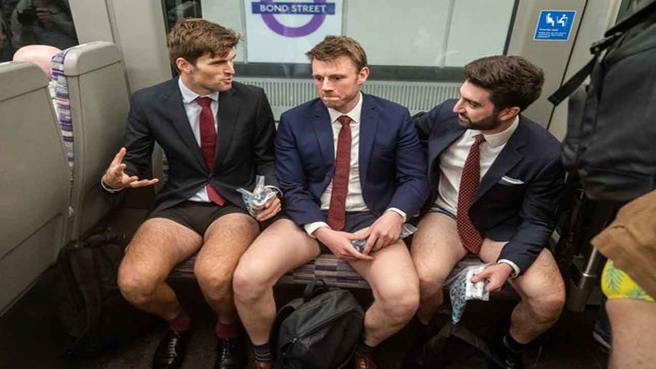 No pants subway ride | ప్యాంట్లు విప్పి రైళ్లో ప్రయాణం.. లండన్‌లో నో ట్రౌజర్‌ ట్యూబ్‌ రైడ్‌