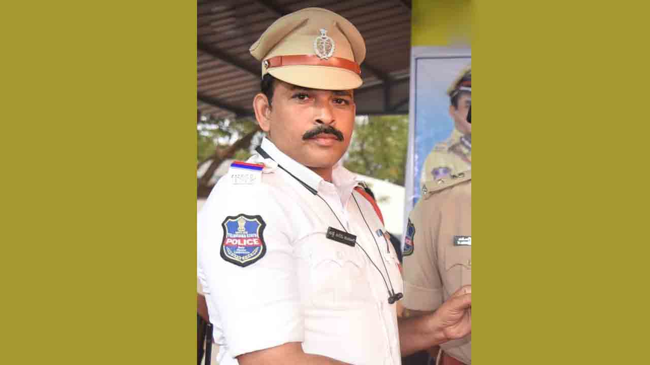  మరో నలుగురిపై కొరడా