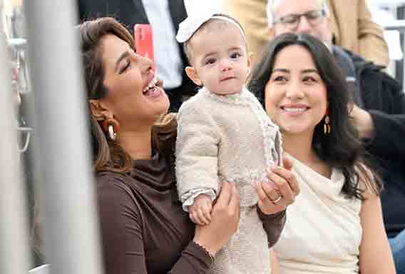 Priyanka Chopra |  ప్రియాంకా చోప్రా కూతురిని చూశారా?.. ఏడాది త‌ర్వాత త‌మ గారాల ప‌ట్టిని చూపించిన‌ నిక్ జొనాస్ దంప‌తులు