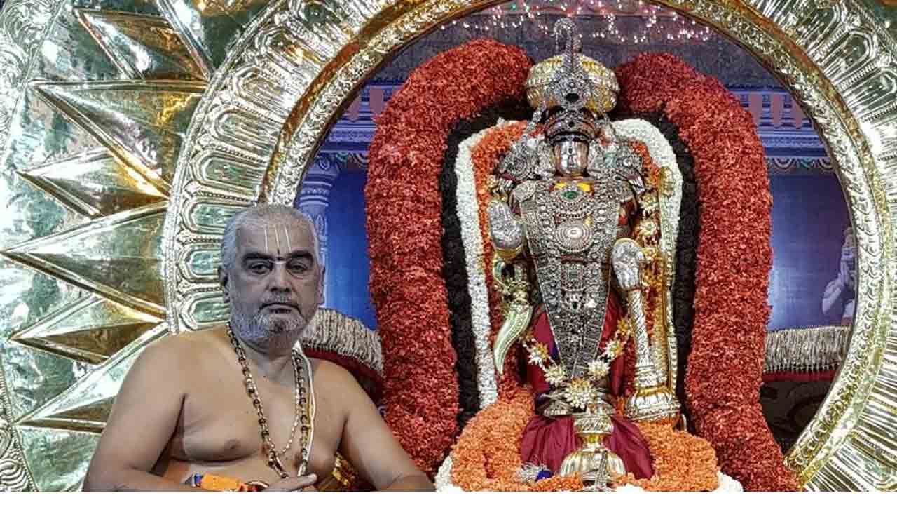 Ramana Dikshitulu | ధనిక భక్తులకే తిరుమలలో ప్రాధాన్యం.. రమణ దీక్షితులు సంచలన ట్వీట్