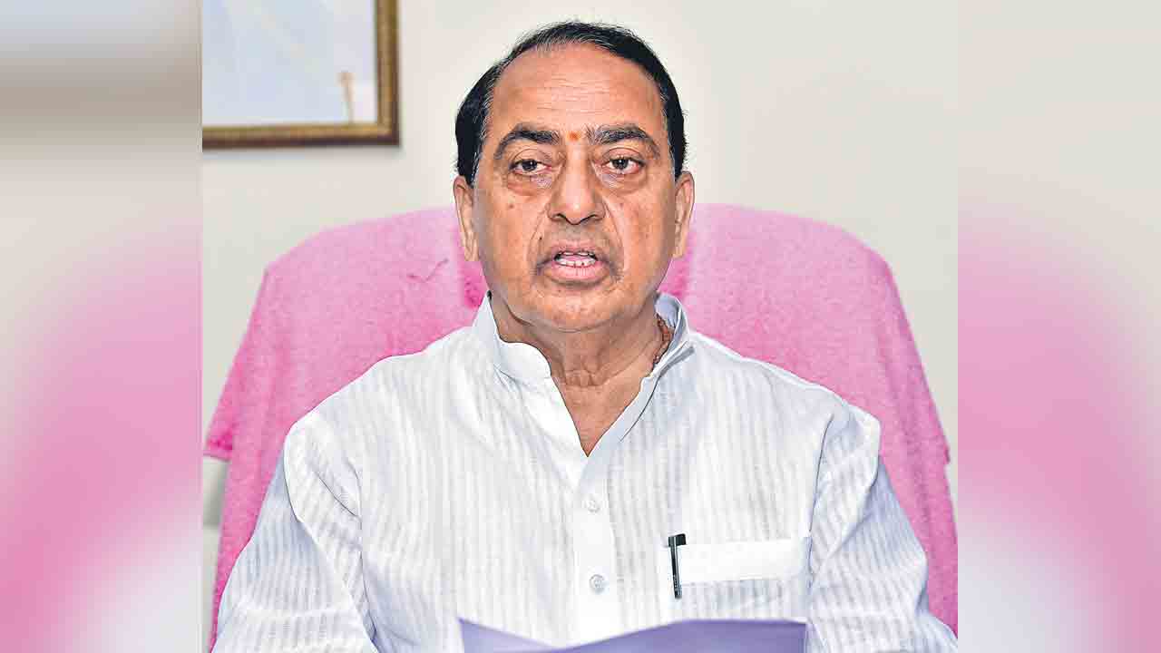 ‘తునికాకు’ బోనస్‌ చెల్లించండి