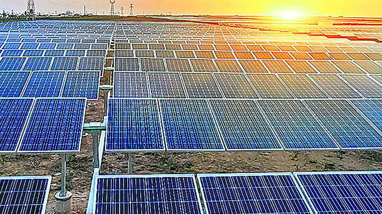 మన బడికి సౌర వెలుగులు