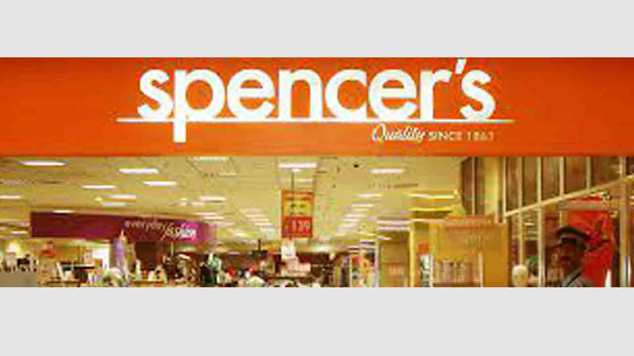 వరంగల్‌, కరీంనగర్‌లో స్పెన్సర్‌ స్టోర్లు