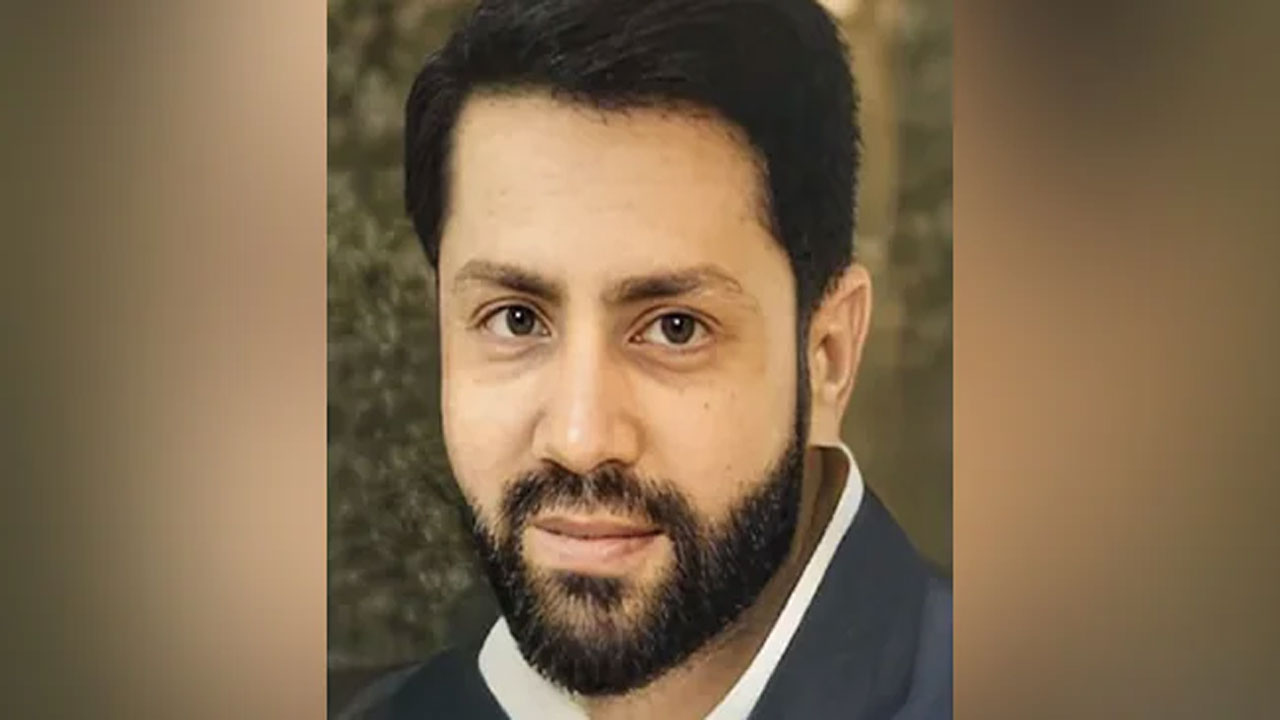 ఆమె సీటులో ఆమెనే మూత్ర విస‌ర్జ‌న చేసుకున్న‌ది..