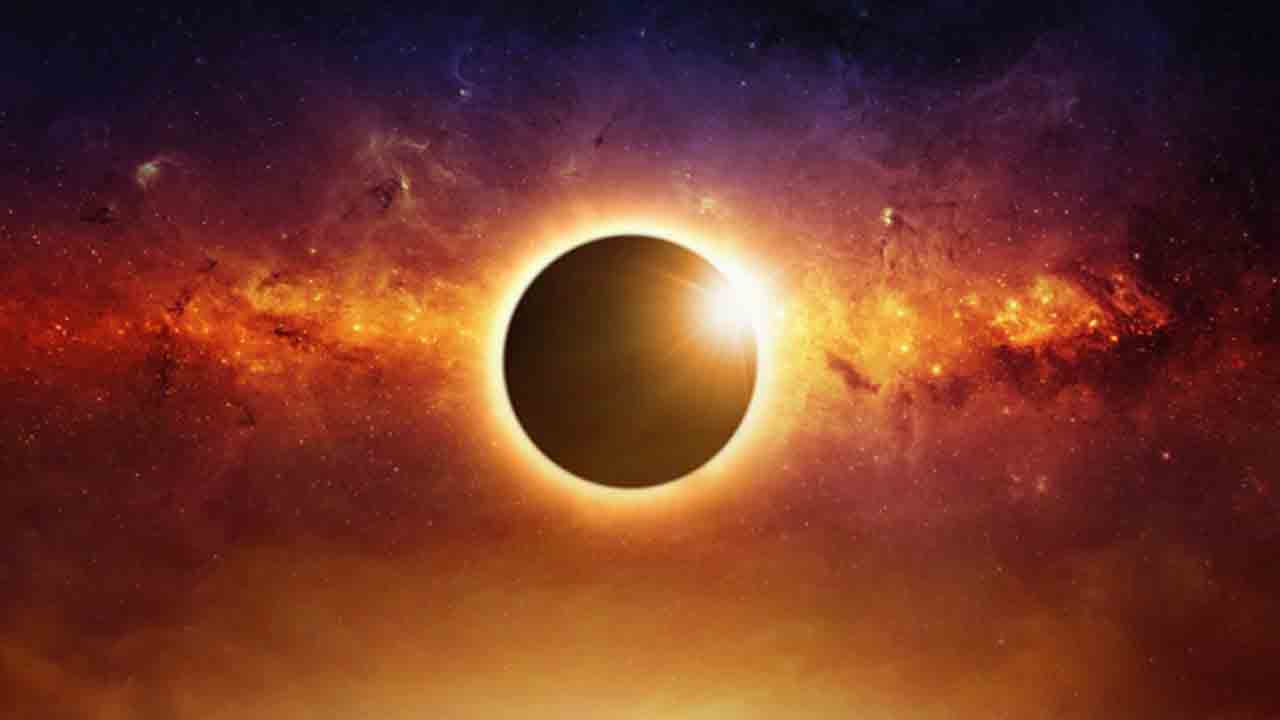 ఈ ఏడాది కనువిందు చేయనున్న గ్రహణాలు..!