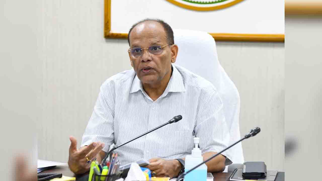 తెలంగాణ‌కు సీఎస్ సోమేశ్ కుమార్ కేటాయింపు ర‌ద్దు