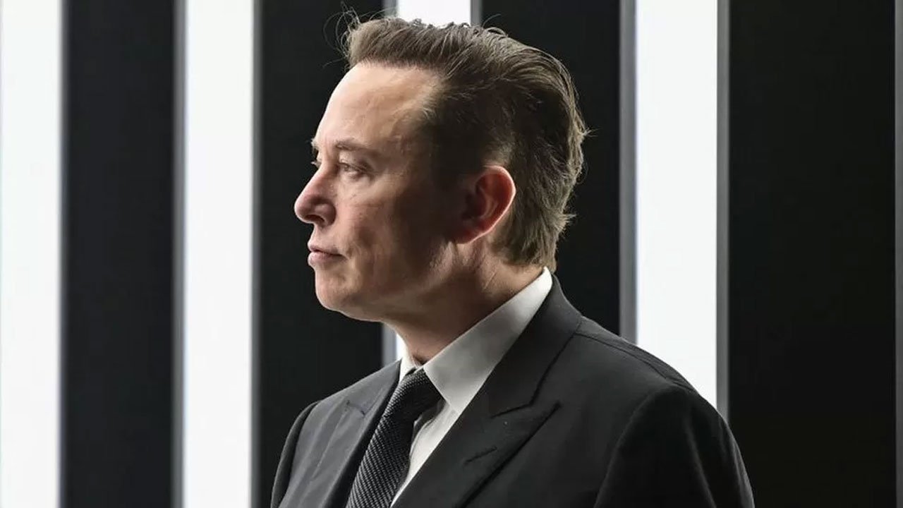 టెస్లా రికార్డు.. 2022లో 13 ల‌క్ష‌ల వాహ‌నాల అమ్మ‌కాలు