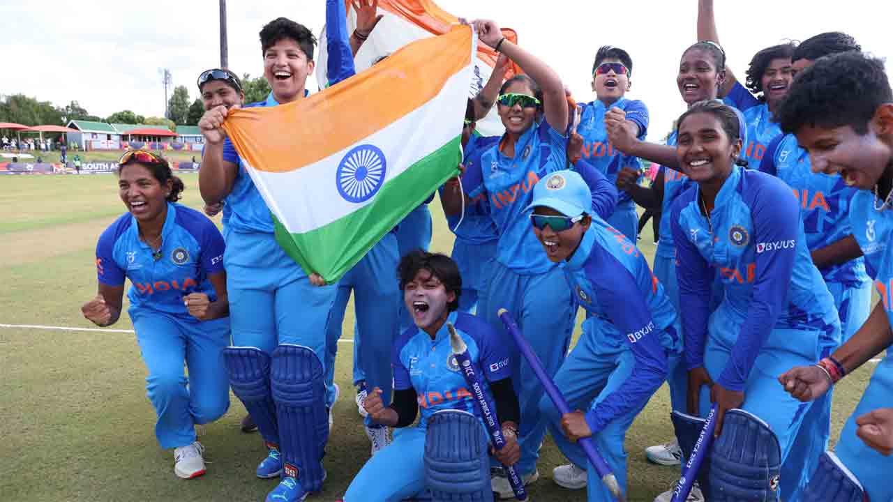 U19 women’s worldcup | అండర్‌-19 మహిళల టీ20 ప్రపంచకప్‌లో టీమిండియా ప్రభంజనం.. 7 వికెట్ల తేడాతో ఇంగ్లండ్‌ను ఓడించిన అమ్మాయిలు