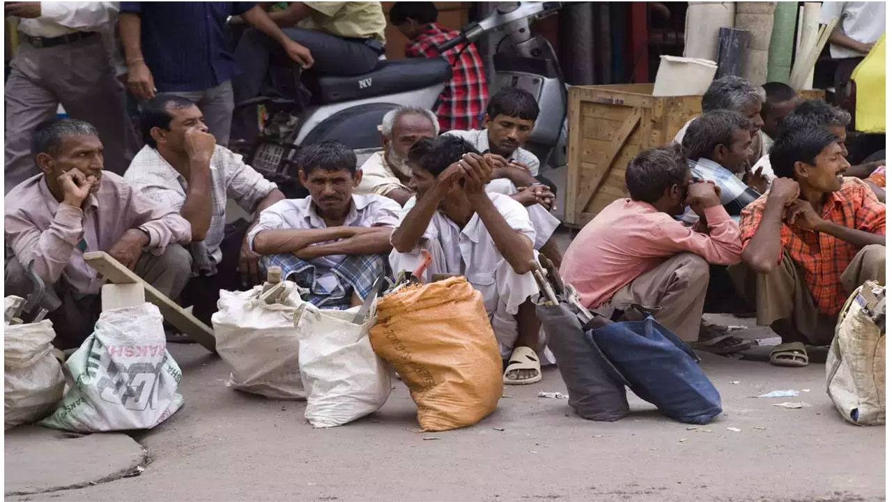 మోదీ స‌ర్కార్ నిర్వాకం : భార‌త్‌లో 16 నెల‌ల గ‌రిష్ట స్ధాయికి నిరుద్యోగ రేటు!