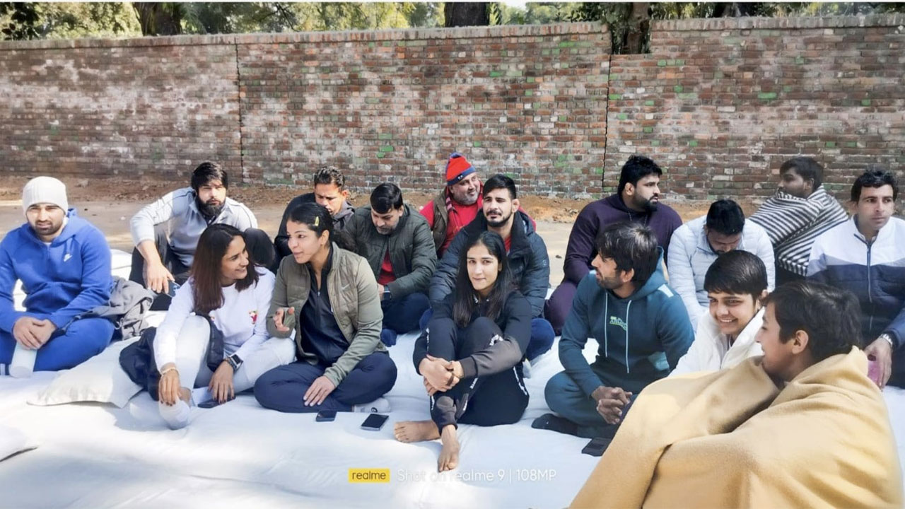 మ‌హిళ‌ల జాతీయ రెజ్లింగ్ కోచింగ్ క్యాంపు ర‌ద్దు