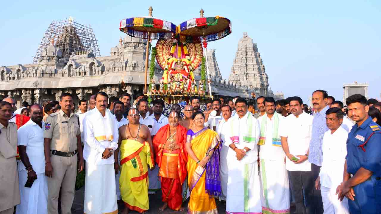 యాదగిరిగుట్టలో ఘనంగా రథసప్తమి వేడుకలు