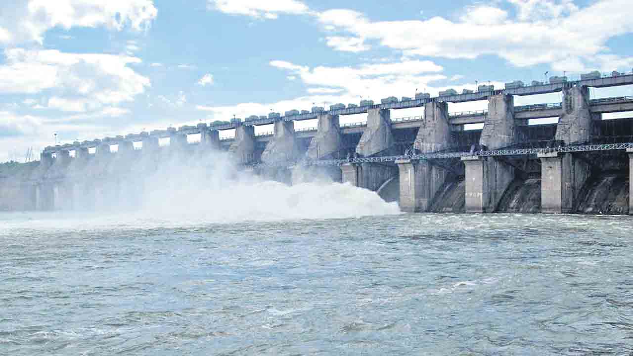 తొలి అడుగు..